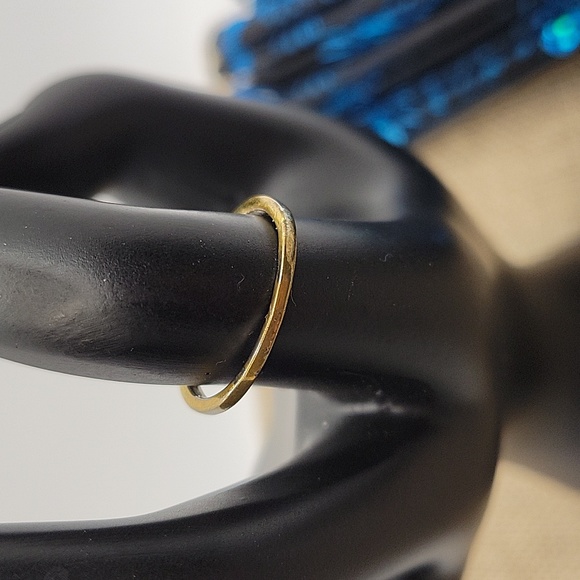 Costume Ring - Picture 2 of 3